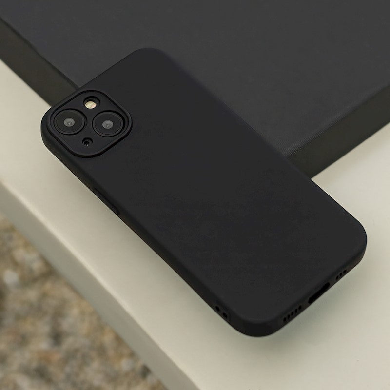 TechWave Soft Silicone case for iPhone 14 Plus black